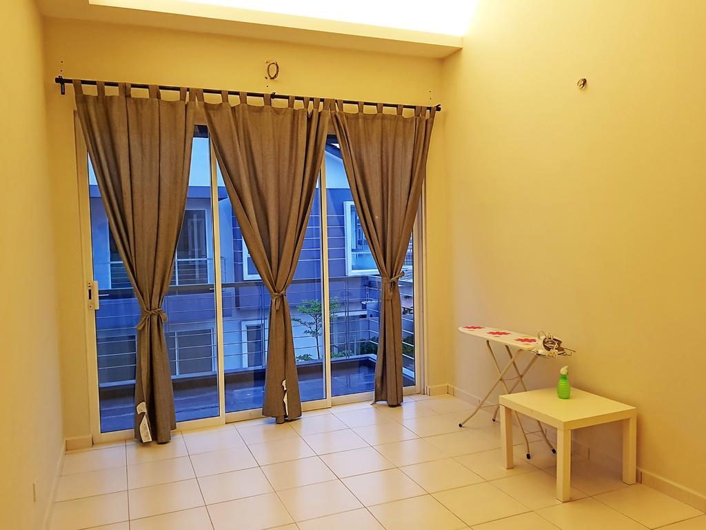 Selendang In Krubong Near Std Hang Jebat, Mitc & Utem Malacca Room photo